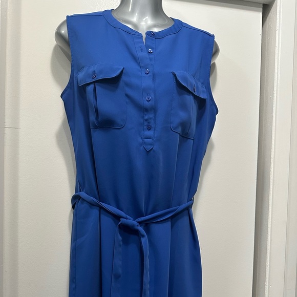 Blue dress - Picture 1 of 4